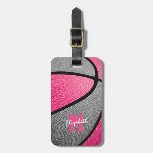 Etiqueta De Bagagem cinza rosa monograma de presentes no esporte basqu