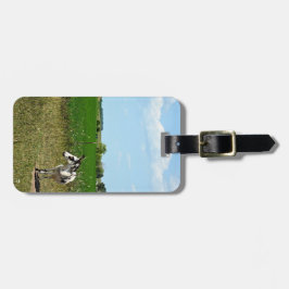 Etiqueta De Bagagem Donkey em um campo