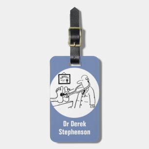 Etiqueta De Bagagem Doutor Engraçado verifica pés com estetoscópio