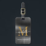 Etiqueta De Bagagem Elegante Metal Preto Inicial Monograma Dourado Scr<br><div class="desc">Marcador de bagagem personalizado com nome inicial monograma em metal preto e dourado, elegante e moderno. Este design apresenta um primeiro nome em uma linda fonte manuscrita com floreios (ou tipografia) com monograma inicial, nome completo, informações de endereço em dourado sobre fundo de folha metálica preta. São fáceis de personalizar....</div>