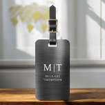 Etiqueta De Bagagem Elegante Metálico Bruto Monograma Preto<br><div class="desc">Eleve sua experiência de viagem com nossa Tag de bagagem monográfica clássica e moderna minimalista e elegante. Esse acessório meticulosamente projetado combina elegância de eterno com minimalismo contemporâneo, garantindo que sua bagagem se destaca com sofisticação. Feito com precisão e atenção aos detalhes, esta etiqueta de bagagem é mais do que...</div>