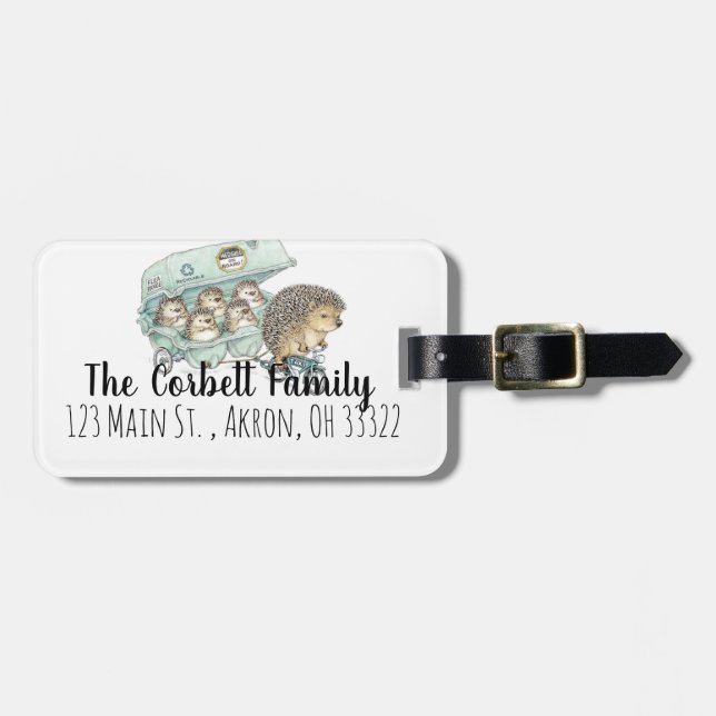 Etiqueta De Bagagem Família Whimsical Hedgehog Personalizável (Frente Horizontal)