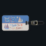 Etiqueta De Bagagem Férias de Praia | Arte Náutica Engraçada | Barcos<br><div class="desc">Esta mala branca e engraçada é perfeita para as suas férias na praia de verão ou para a viagem à vela. A design náutica mostra um desenho de um veleiro em gala e cetch em um fundo azul marinho e beige de areia que se parece com ondas de oceano claro....</div>