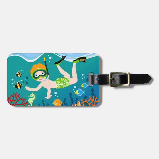 Etiqueta De Bagagem Garoto que ronca sob o mar (Frente Horizontal)