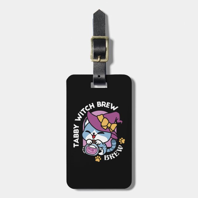 Etiqueta De Bagagem Halloween Tabby Cat – Witch Hat & Potion Art (Frente Vertical)