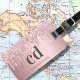 Etiqueta De Bagagem Lente rosa pincelada gota a cinza do nome do monog (Criador carregado)