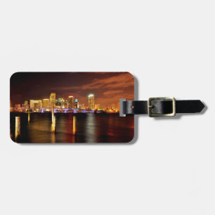Etiqueta De Bagagem Linha do horizonte de Miami à noite, Flórida