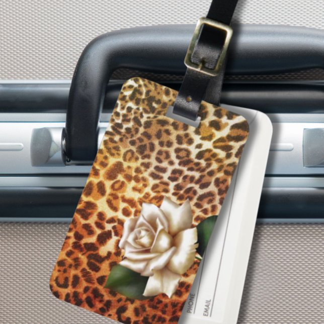 Etiqueta De Bagagem Mantenha-se selvagem, rosas brancas-leopardo (Stay Wild Animal print leopard white rose Luggage Tag)