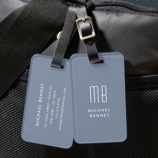 Etiqueta De Bagagem Monograma Azul Moderno Dusty (Modern Dusty Blue Monogram Luggage Tag)