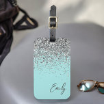 Etiqueta De Bagagem Monograma de Prata Leve Azul Aqua<br><div class="desc">Prata Azul Aqua Azul Teal Leve Monograma Nome Bagagem Saco. Isto faz o doce doce presente de 16 anos,  casamento,  chá de panela,  chá de fraldas ou festa de solteira para alguém viajando de estilo.</div>