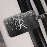 Etiqueta De Bagagem Monograma do Sparkle Preto com Glitter de Prata Pe<br><div class="desc">Personalize facilmente esta moda design de etiqueta de bagagem elegante com brilho bonito prateado em um fundo metálico escovado preto.</div>