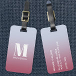 Etiqueta De Bagagem Monograma Moderno Nome Inicial Gradação Azul Cor-d<br><div class="desc">Design de nome inicial minimalista da tipografia moderna,  que pode ser mudado para personalizar,  juntamente com os detalhes no verso. Branco sobre um fundo de gradiente azul,  rosa a pálido.</div>