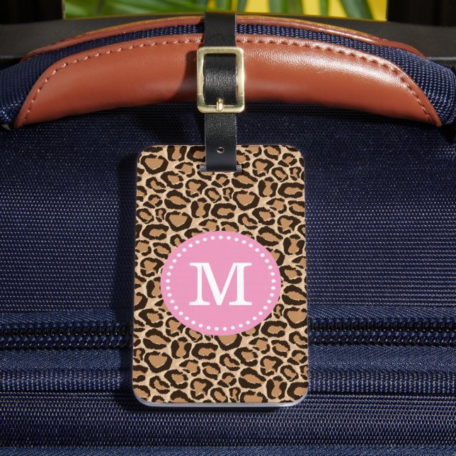Etiqueta De Bagagem Monograma Personalizado de Impressão Rosa e Leopar (Frente Insitu 2)
