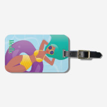 Mulher Negra em Salto na Piscina