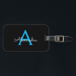 Etiqueta De Bagagem Nome do Monograma Girly de Script Preto Azul<br><div class="desc">Monograma Negro e Azul Adicione seu próprio nome Saco de Bagagem Script A etiqueta de sacola faz o doce doce presente de 16 anos,  casamento,  chá de panela,  chá de fraldas ou festa de solteira para alguém decorando seu quarto em estilo.</div>