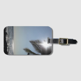 Etiqueta De Bagagem Oceano Árvore de Palma iluminado por Sol