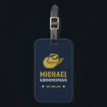 Etiqueta De Bagagem Padrinhos de casamento Personalizados do Melhor Ho<br><div class="desc">Presentes personalizados para padrinhos de casamento e melhor homem com o tema do cowboy ocidental. Decorado com chapéu de cowboy com fonte ocidental antiga. As cores do texto e do plano de fundo são editáveis usando a Ferramenta Design para ajustado da sua ocasião. Obtenha este presente personalizado para casamento, despedida...</div>