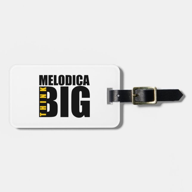 ETIQUETA DE BAGAGEM PENSE EM GRANDES DESIGNS MELODICA (Frente Horizontal)