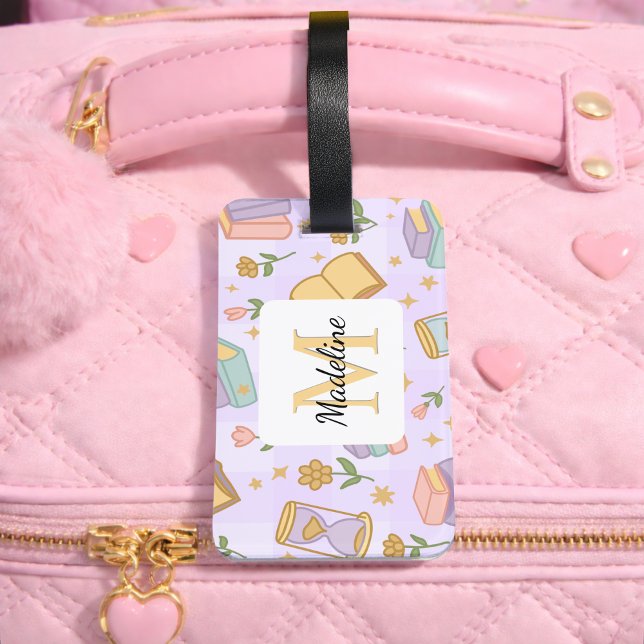 Etiqueta De Bagagem Personalized Magic Books Girl Purple Name (Criador carregado)