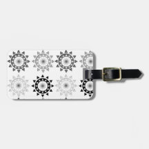 Preto e cinzas expor ao sol o Tag da bagagem