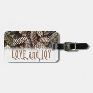 Etiqueta De Bagagem Rustic Holiday Love and Joy Pine Cone