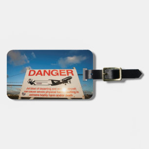 Etiqueta De Bagagem Sinal de aviso perto do aeroporto do St. Maarten,