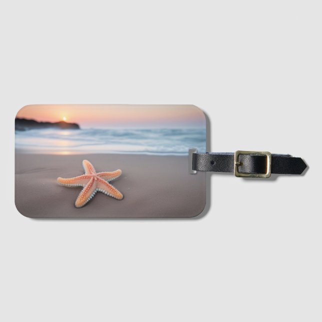 Etiqueta De Bagagem Starfish Lying on a Beach (Frente Horizontal)