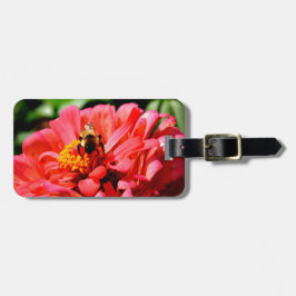 Etiqueta De Bagagem Zínia cor-de-rosa com abelhão