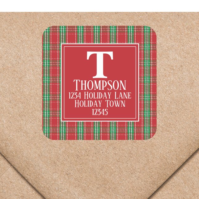 Etiqueta de Endereço de Devolução de Natal Persona (Christmas red and green plaid return address label with monogram and name. )
