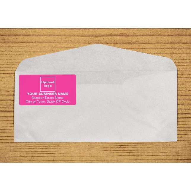 Etiqueta de Envio Rosa de Negócios Alinhada ao Cen (Center aligned business pink shipping label on envelope)