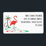 Etiqueta de expedição Flamingo Red Christmas<br><div class="desc">Um design extravagante, festivo, com um toque retrô em vermelho e verde. Um flamingo vermelho percorre a água ao lado de uma palmeira decorada com bolas e fita de Natal. Um design personalizável para você personalizar com seu próprio texto, imagens e ideias. Uma imagem de arte digital original criada por...</div>