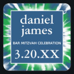 Etiqueta de Favor do Bar Mitzvah, azul e verde<br><div class="desc">Esta etiqueta favorita contém uma inscrição branca e um fundo azul e verde de tinta espiral. Adicione seu texto no formulário de modelo. Altere a fonte e o layout usando o recurso Personalizar.</div>