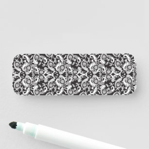 Etiqueta De Nome um padrão paisley preto e branco