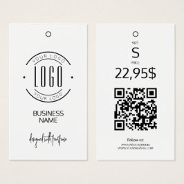 Etiqueta de roupa pendurada com código QR preto e
