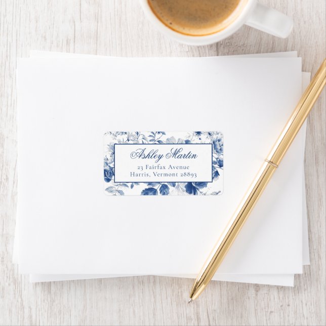 Etiqueta Elegant Blue Toile Chinoiserie Address Labels (Insitu)