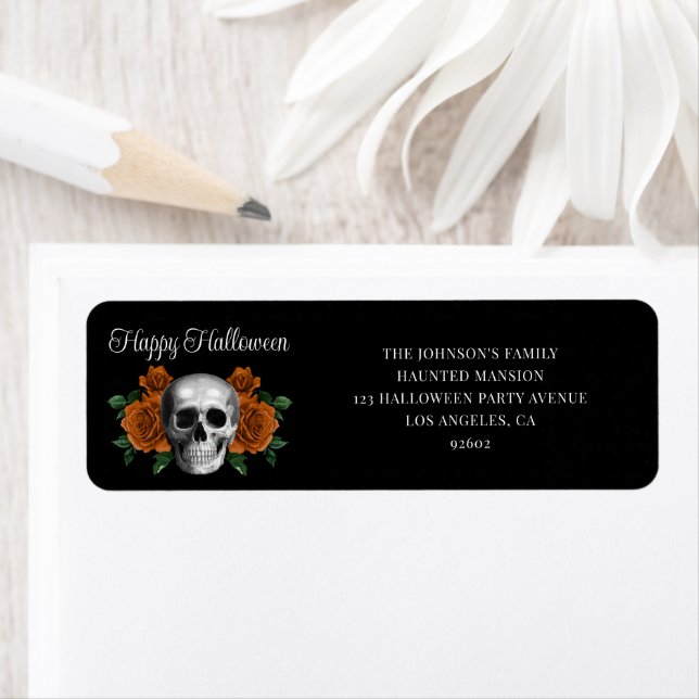 Etiqueta Elegant Gothic Floral Skull Halloween Address (Insitu)
