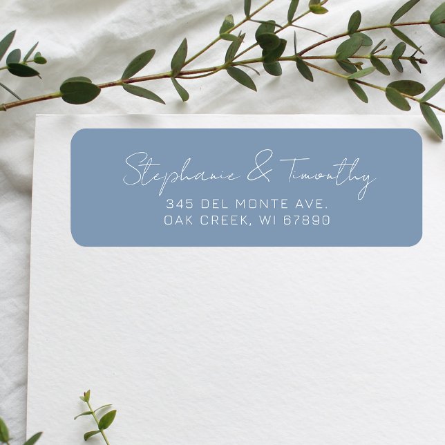 Etiqueta Endereço de Regresso Azul Mínimo de Casamento (Effortlessly manage wedding correspondence with our simple return labels, ensuring seamless mailing.)