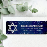 Etiqueta Endereço Moderno do Marinho Bat Mitzvah Silver Gli<br><div class="desc">Tenha orgulho, alegria e comemore este marco do seu Bat Mitzvah favorito sempre que você usar esta sofisticada etiqueta de endereço de retorno personalizada! A tipografia branca, branca, sans serif, uma estrela prateada falsa de David e minúsculos, falsos pontos cintilantes prateados sobrepõem um sofisticado e dramático fundo de aquarela azul-marinho....</div>