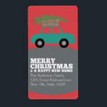 Etiqueta Feliz Natal com o Novo Endereço Doméstico em Movim<br><div class="desc">Um Cartões de natal moderno ilustrando um carro movendo presentes e uma árvore.</div>