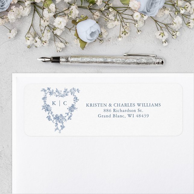 Etiqueta French Blue Floral Monogram Crest (Criador carregado)