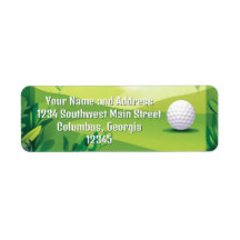 Grama de Golfe Verde e Bola de Golfe