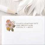 Etiqueta Groovy Boho Vintage Floral Return Address Labels<br><div class="desc">Groovy,  baby! Add a retro flair to your mailing accessories with this adorable boho vintage floral return address label.</div>