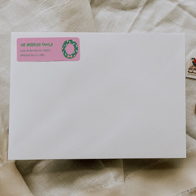 Etiqueta Hand Painted Pink Green Christmas Wreath Address (Criador carregado)