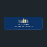 Etiqueta Hanukkah Candles feriados azuis<br><div class="desc">Personalize o seu correio de férias com esta engraçada etiqueta de endereço de volta das velas do hanukkah. Você pode encontrar itens de coordenação adicionais na nossa coleção " Happy Hanukkah Candles".</div>