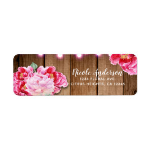 Etiqueta Madeira rústica cor-de-rosa das flores das luzes