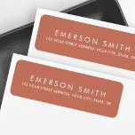 Etiqueta Minimal elegant terracotta return address<br><div class="desc">Elegant return address labels with template fields for your name and address. White text on a terracotta colored background.</div>