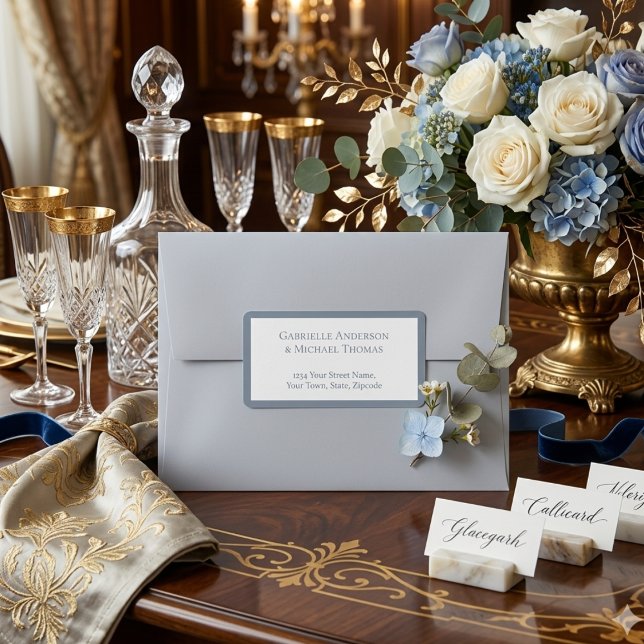 Etiqueta Minimalist Dusty Blue Elegant Monogram Wedding (Criador carregado)