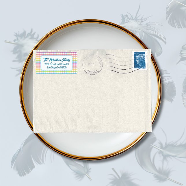 Etiqueta Modern Pastel Gingham Rainbow Baby Shower Party (Criador carregado)