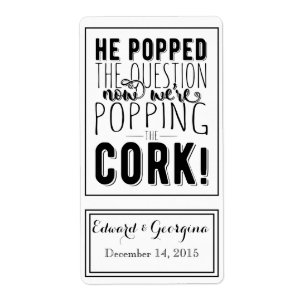 Etiqueta O rótulo da garrafa de vinho de casamento ele fez