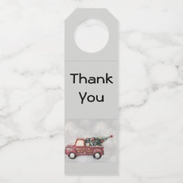 Etiqueta Para Garrafa caminhão vintage vermelho em um fundo bokeh cinza